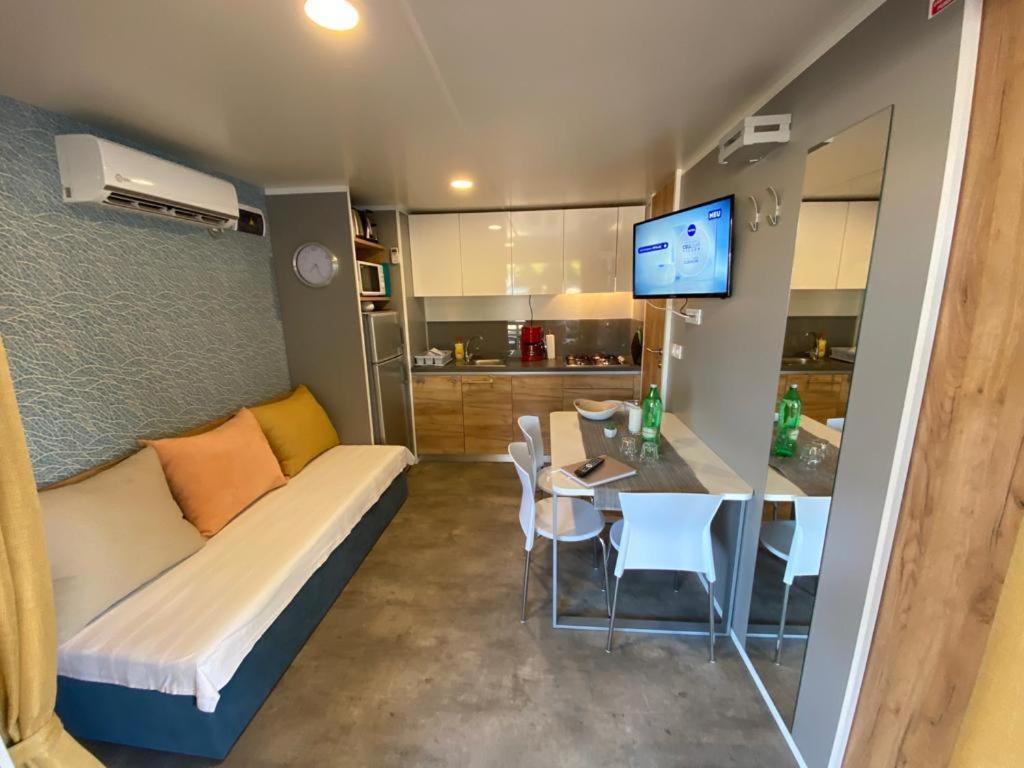 יזרה Mobilehome Ive U. Slavka מראה חיצוני תמונה